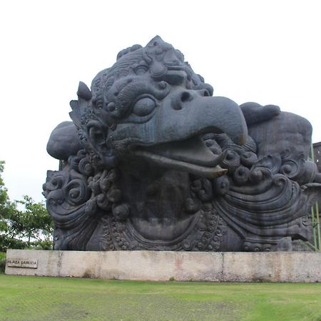 The Kirana Ungasan Villa Jimbaran  Exterior photo