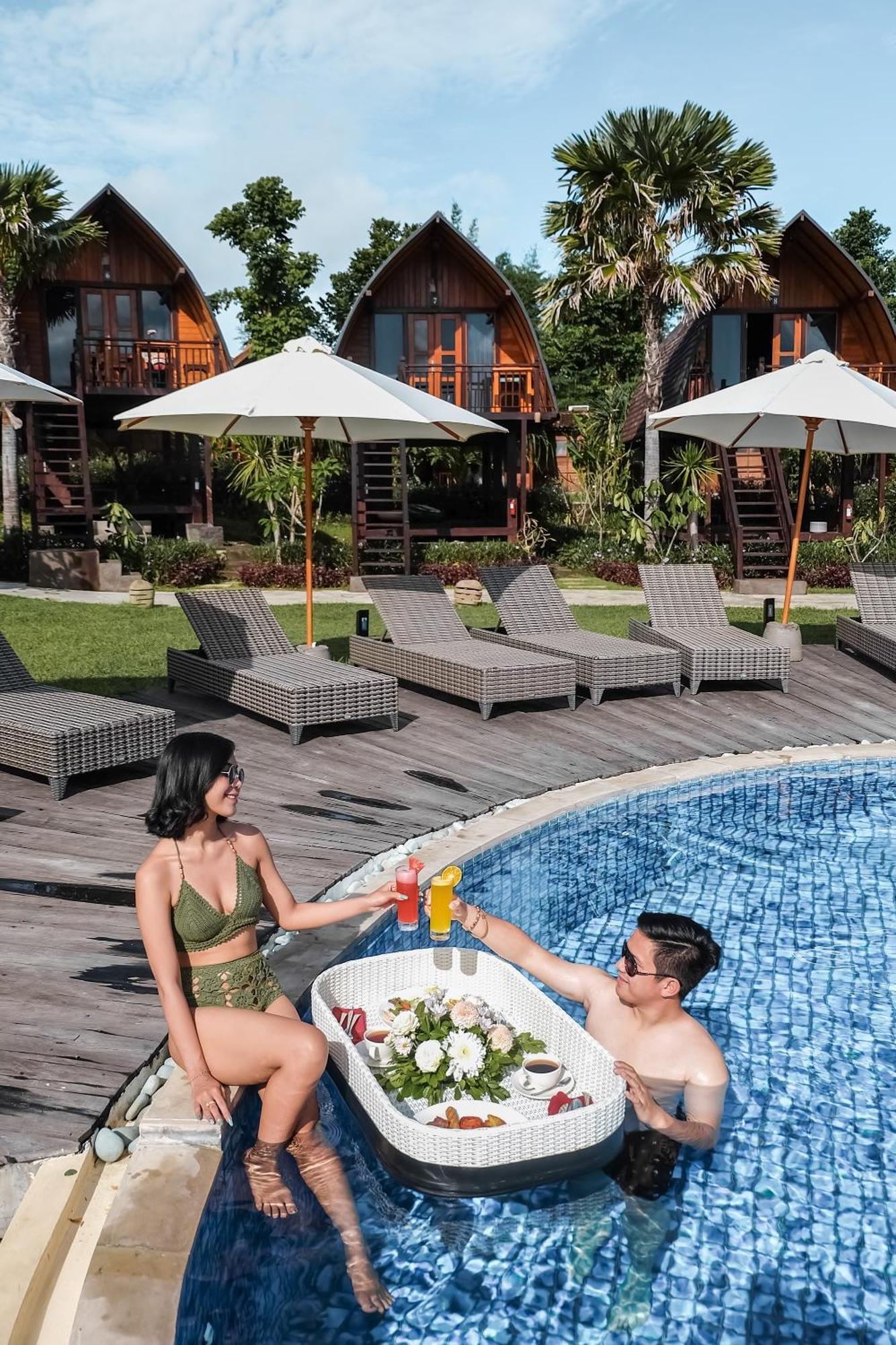 The Kirana Ungasan Villa Jimbaran  Exterior photo