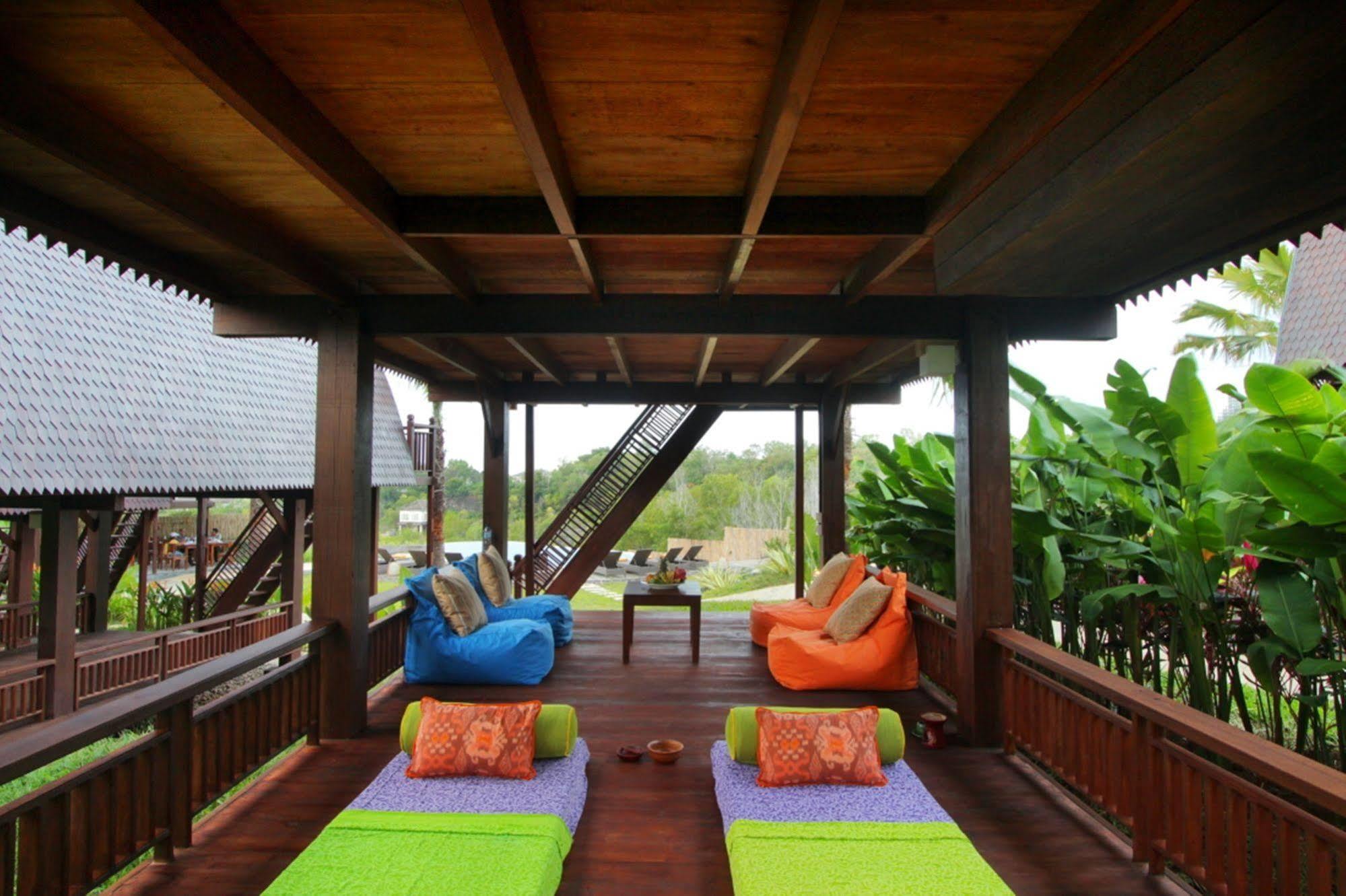The Kirana Ungasan Villa Jimbaran  Exterior photo