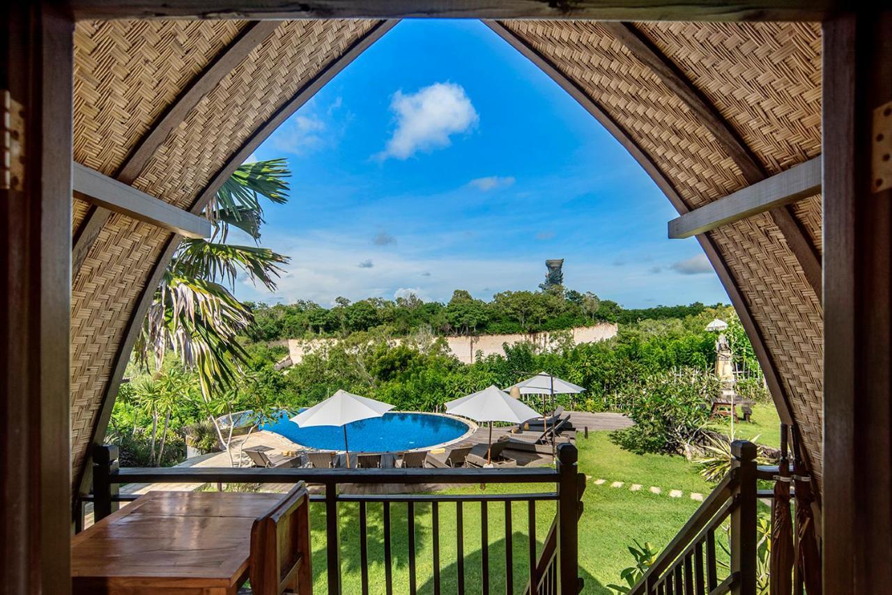 The Kirana Ungasan Villa Jimbaran  Exterior photo